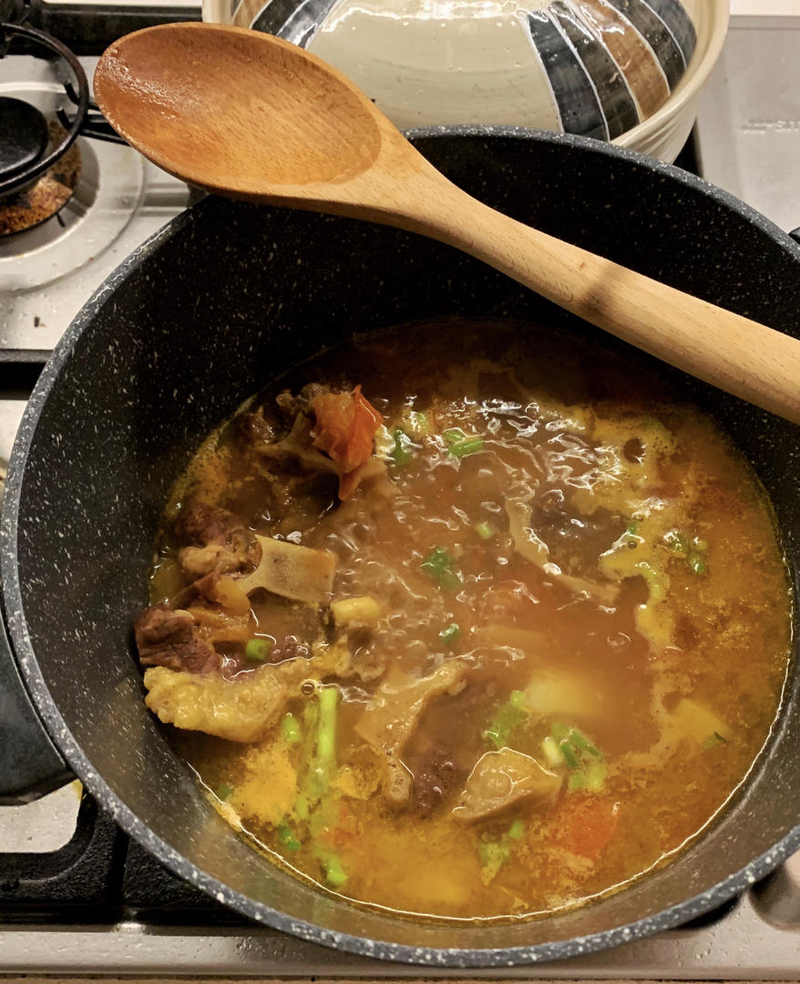 番茄土豆牛尾汤