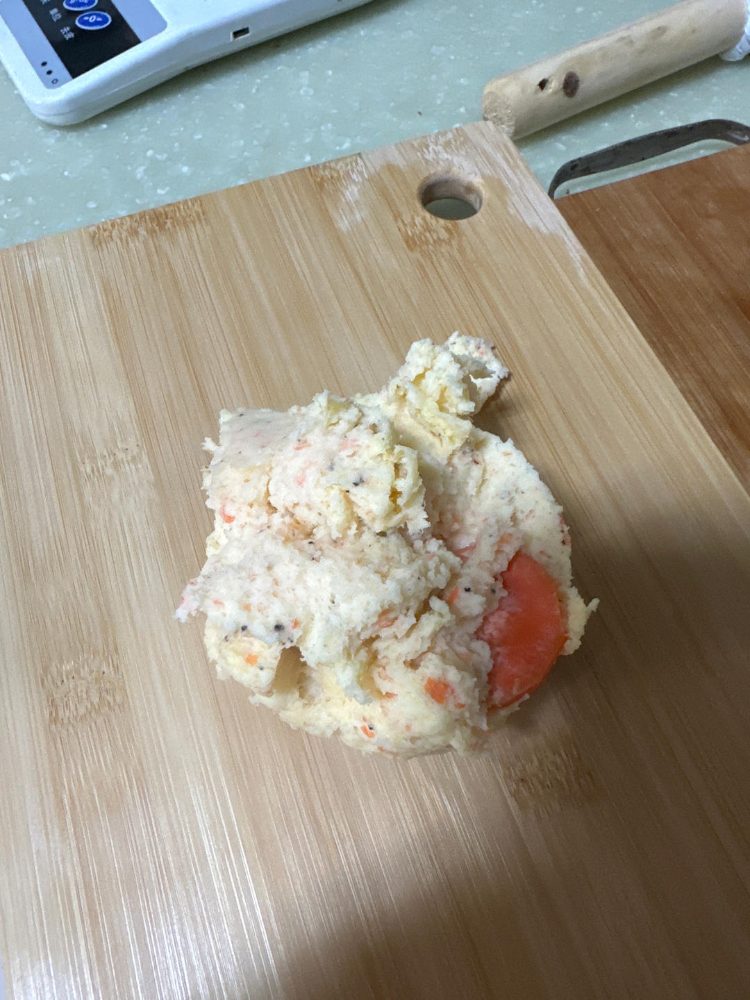 宝宝10个月辅食：妈妈都觉得好吃的虾仁蒸糕
