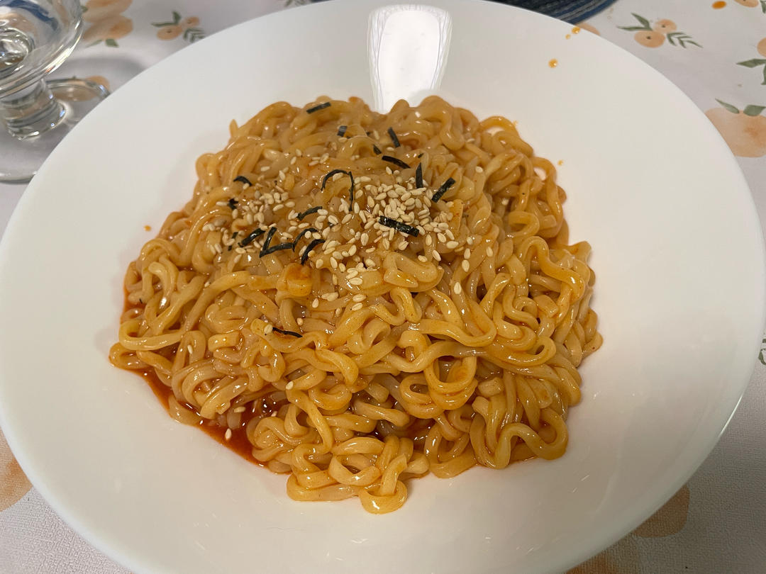 随意鸡蛋饼-有什么放什么的简易鸡蛋饼好吃到飞起