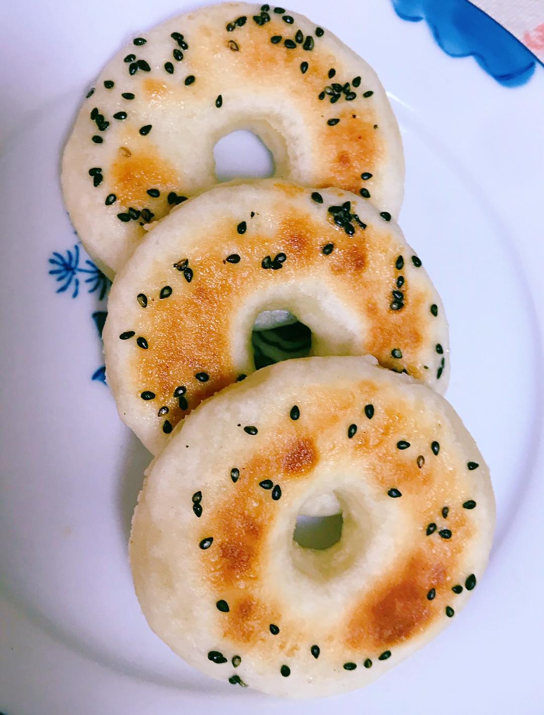 山药饼（甜甜圈🥯）的做法