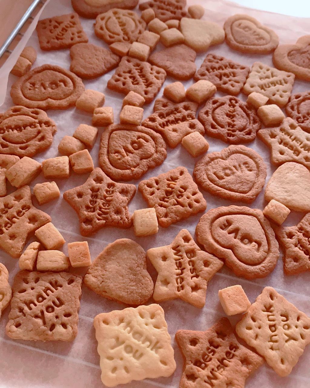 喵小喵-璐璐做的如何做出图案清晰的——卡通小饼干