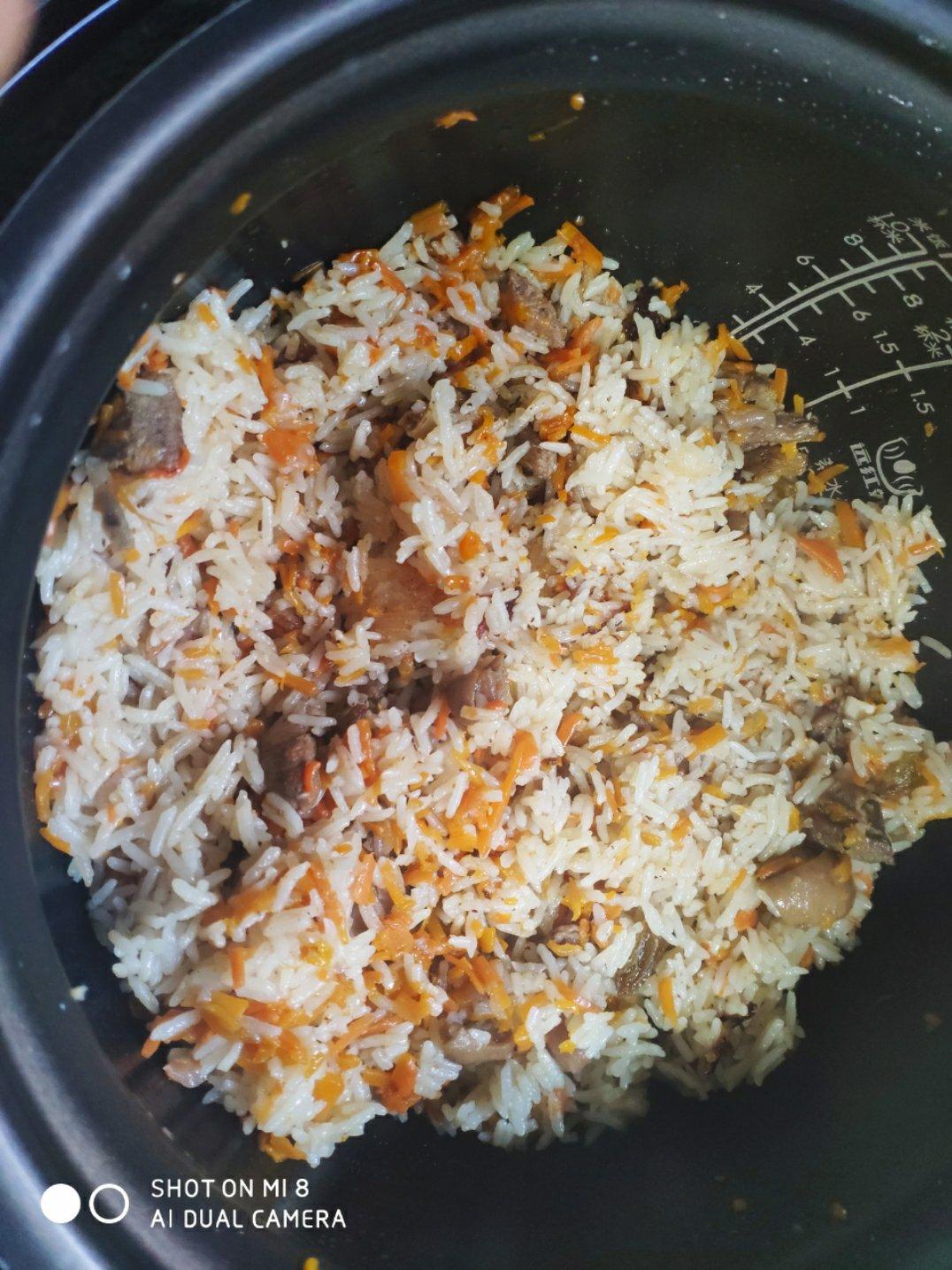 羊肉抓饭