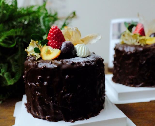 超级好吃的法芙娜脆皮巧克力蛋糕的做法