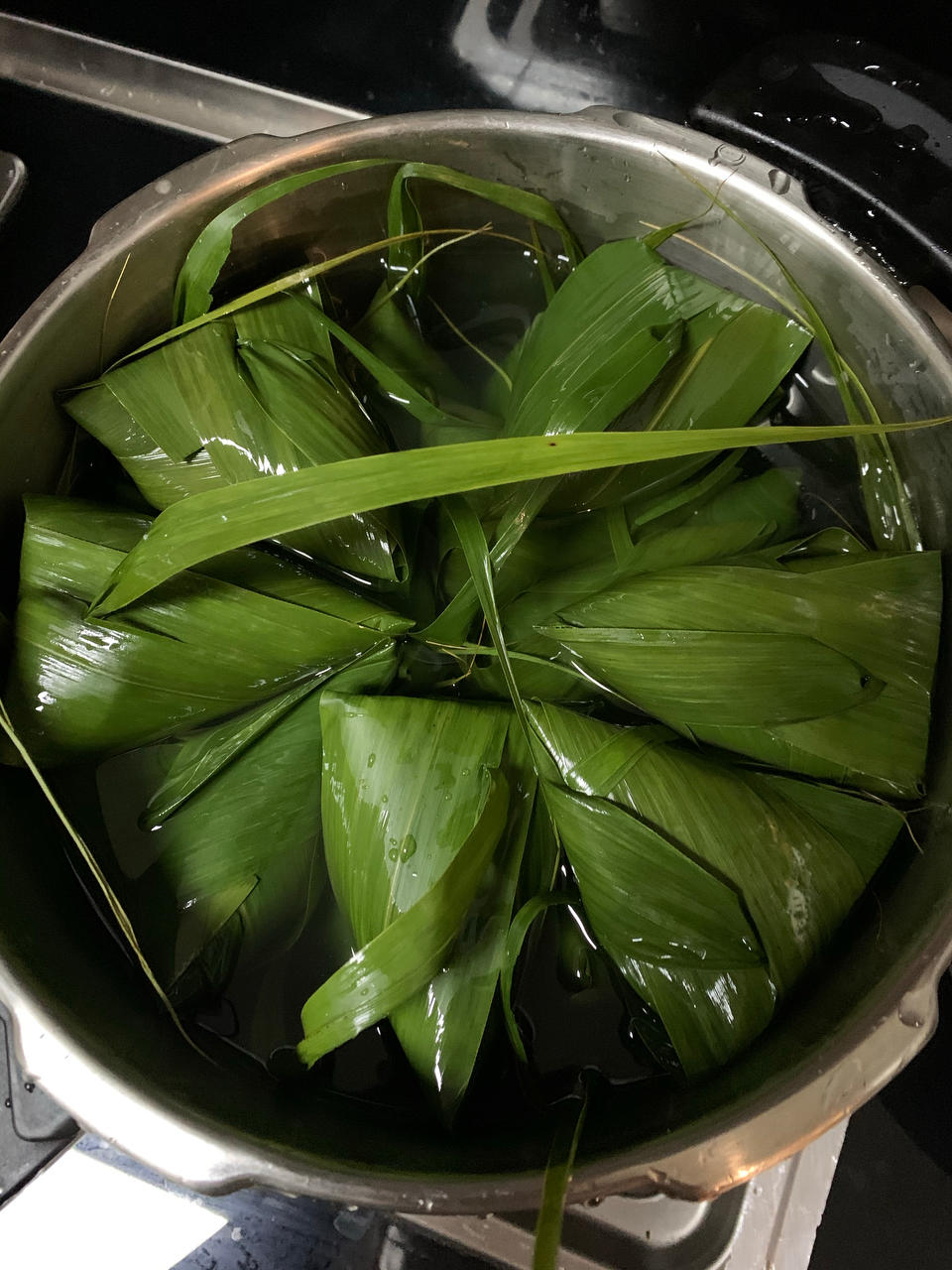 堂妈小厨——三角粽子的包法