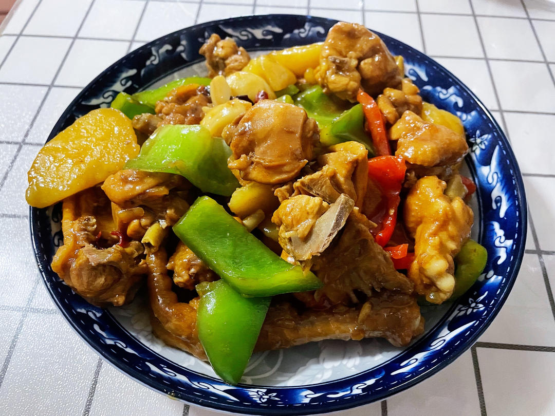 新疆特色大盘鸡（附加皮带面做法）