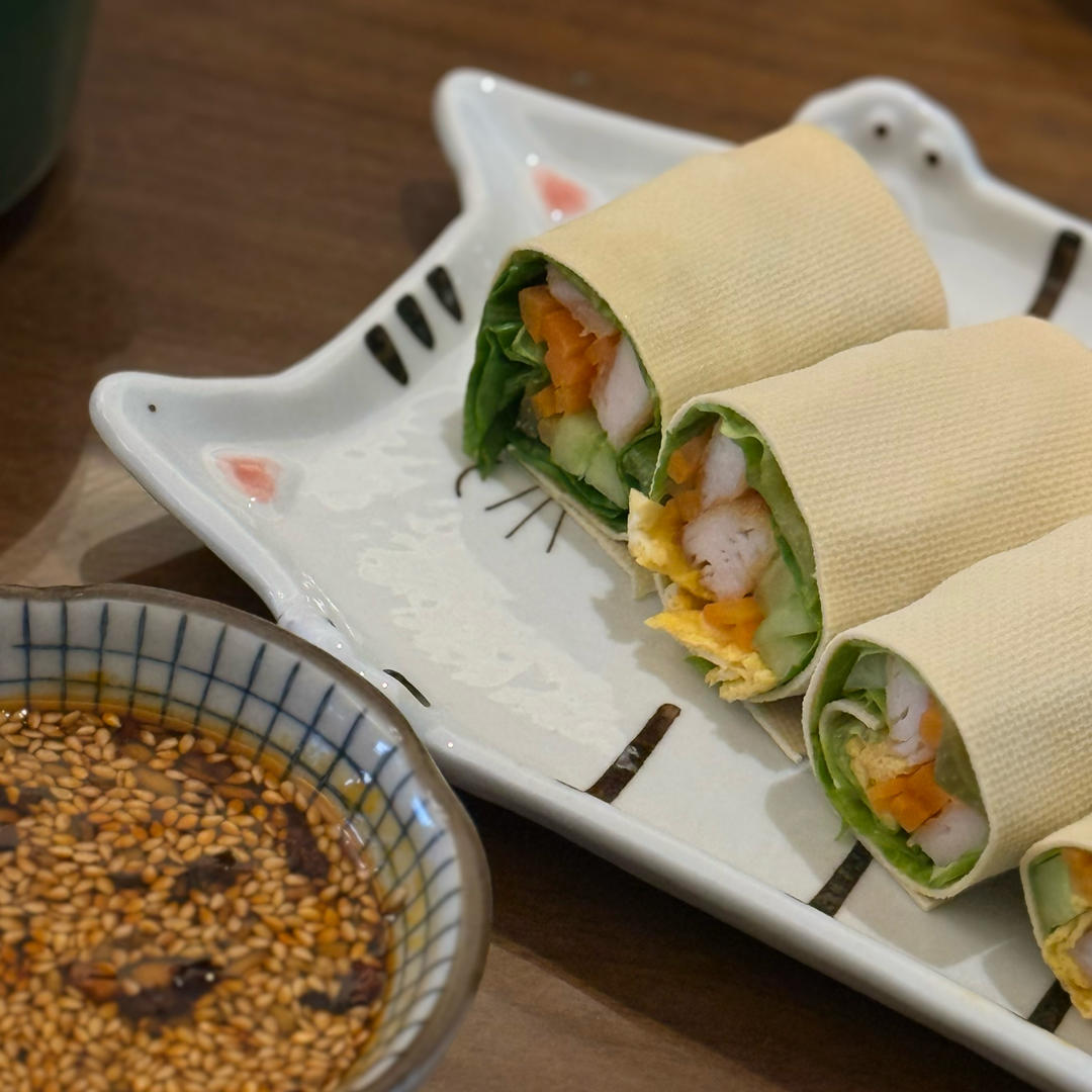 生菜豆皮卷