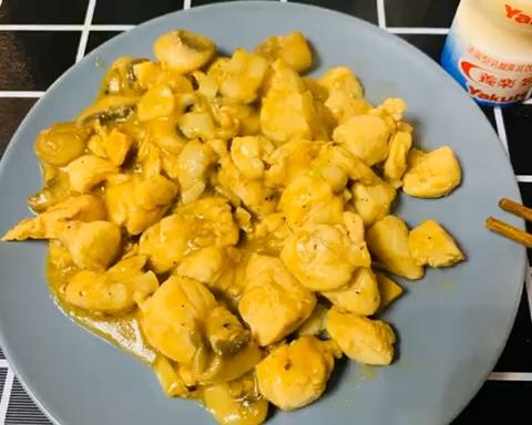 口蘑炒鸡胸肉