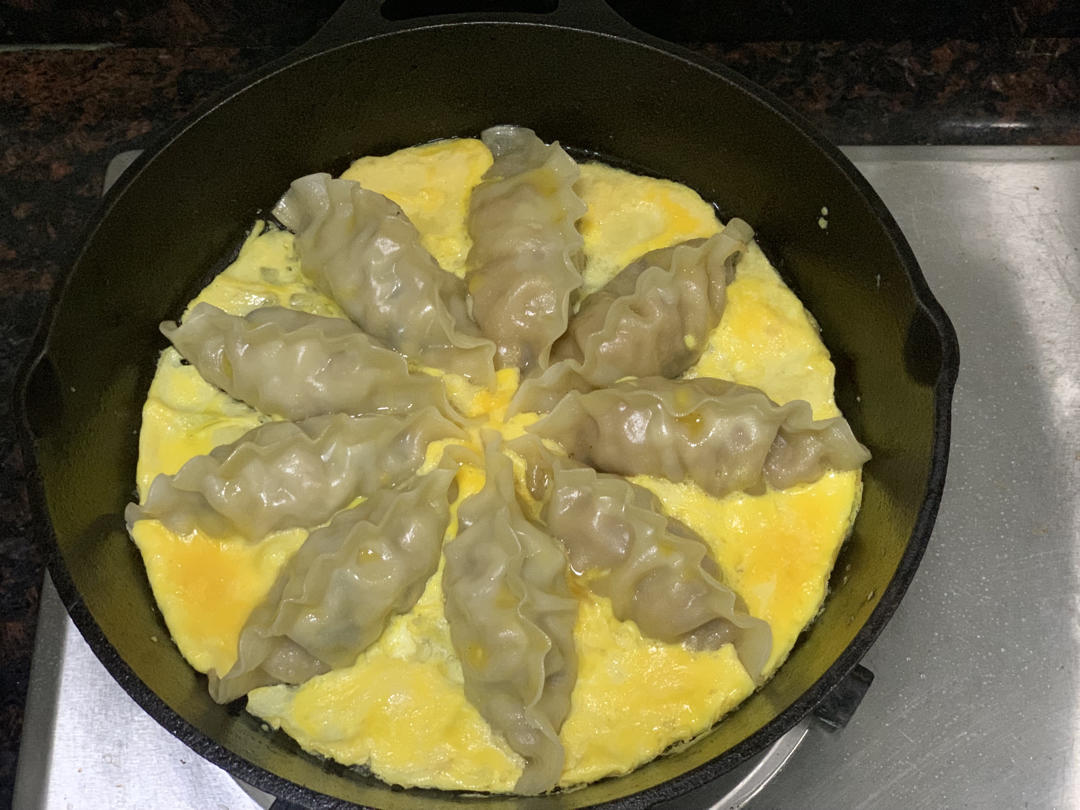 懒人快手抱蛋煎饺