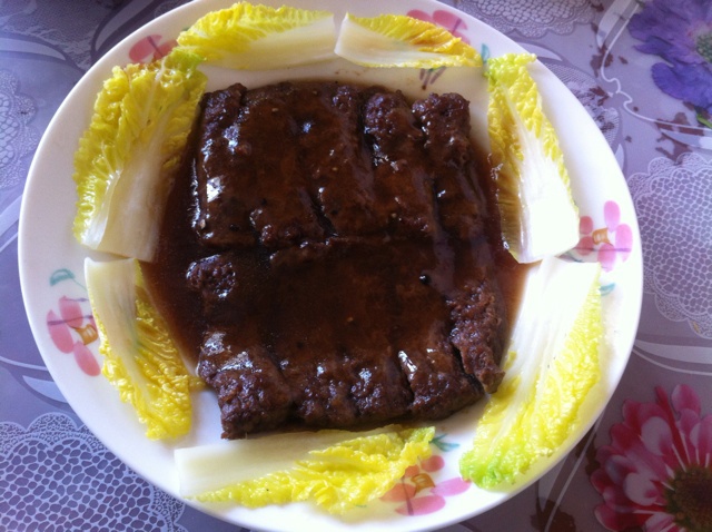 黑椒牛排（配土豆/鸡蛋，意面/蔬菜）