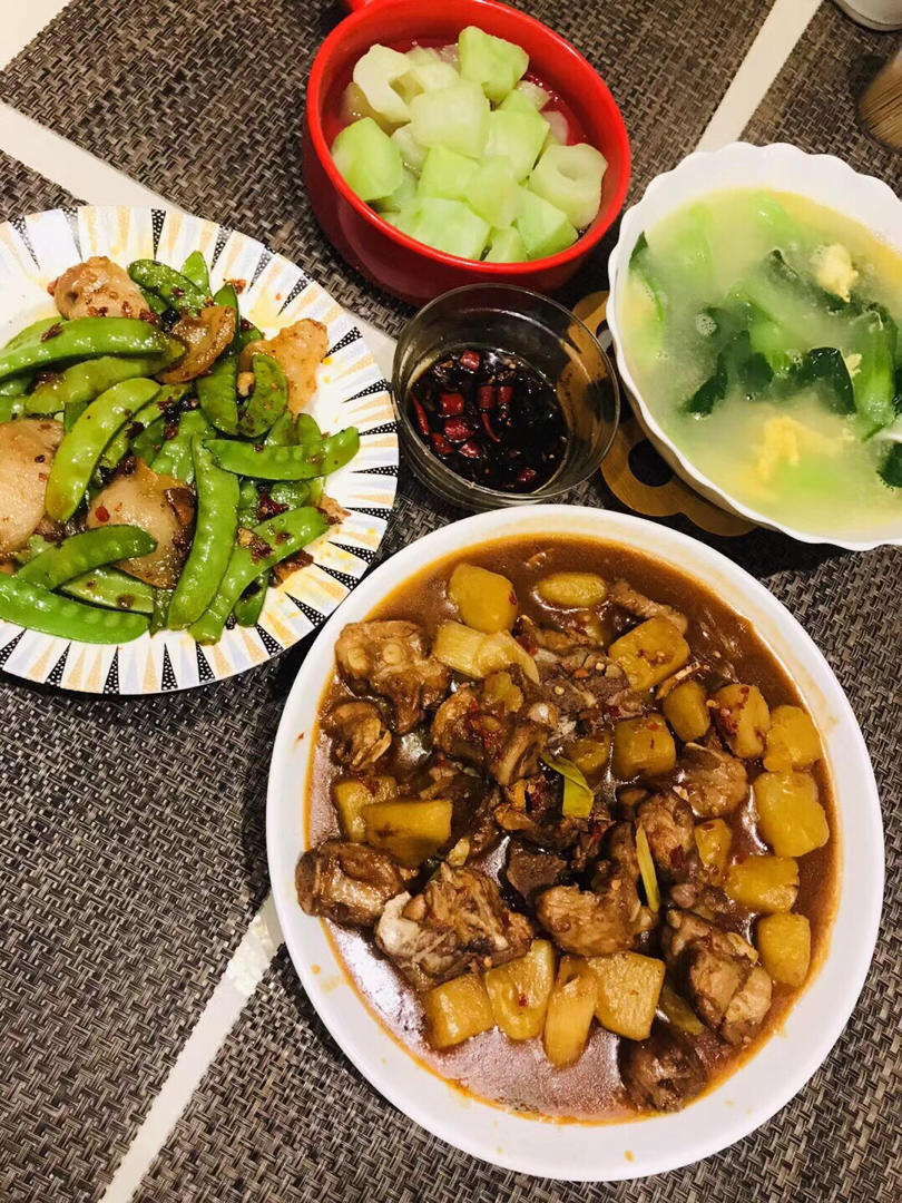 豌豆炒肉