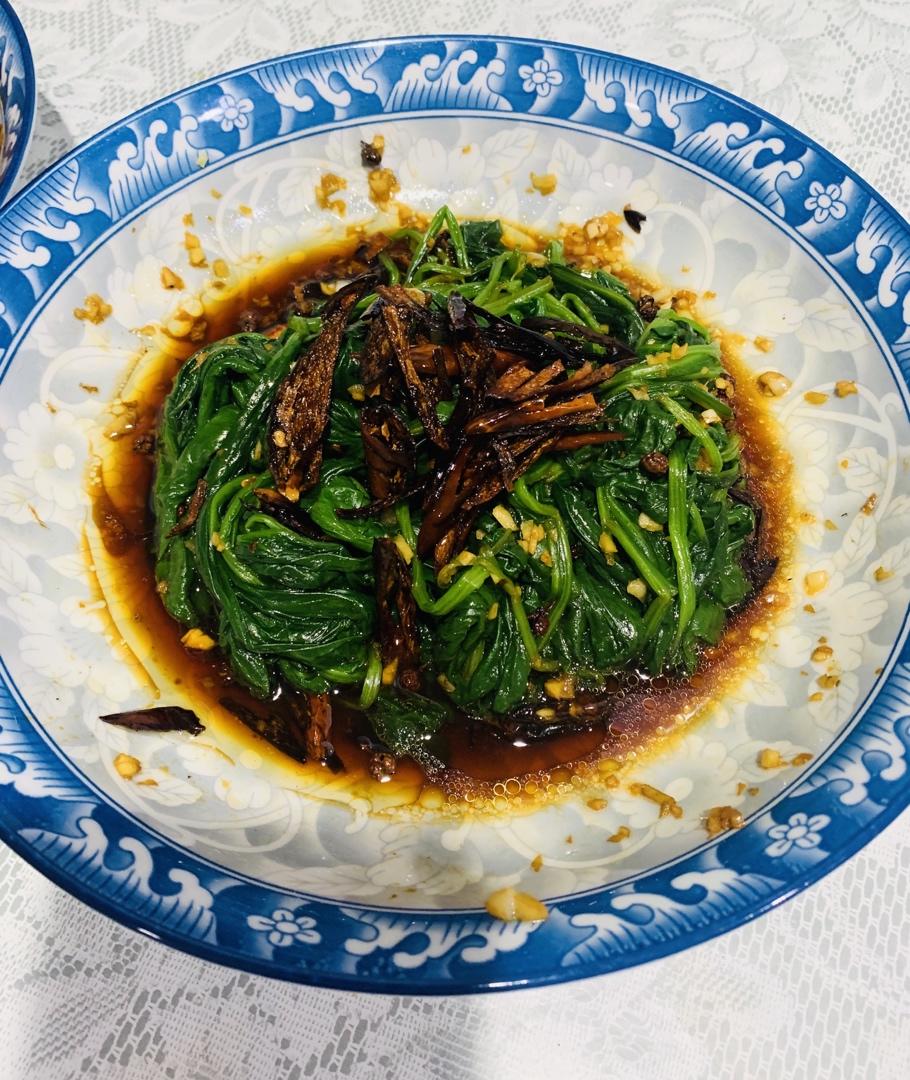 凉拌菠菜(家传秘方)
