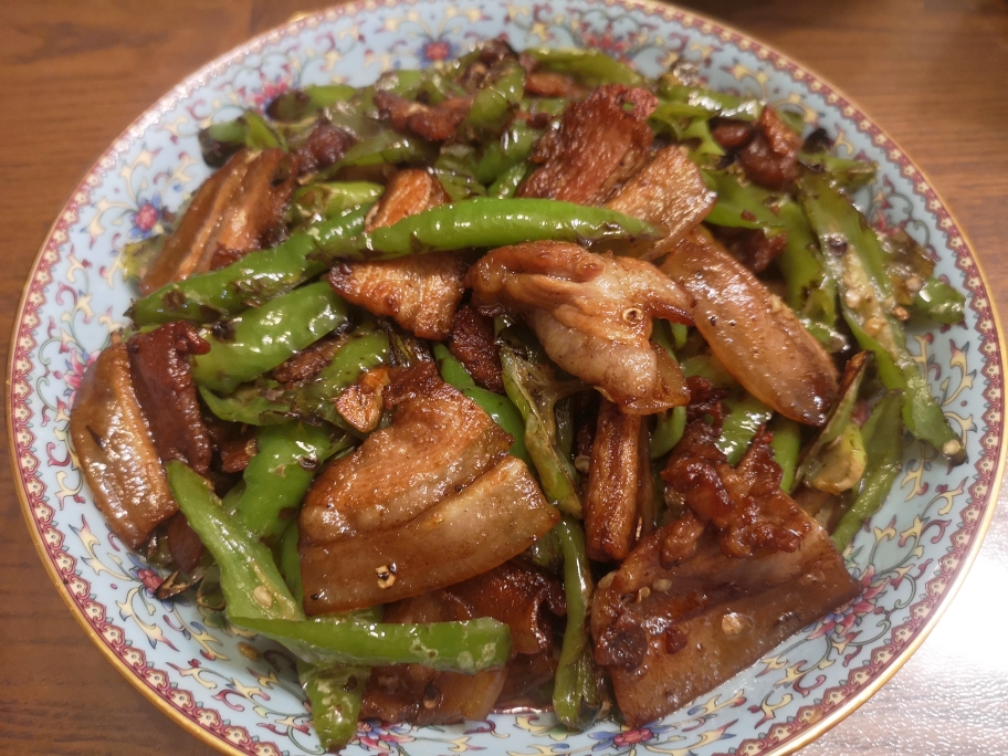 青椒回锅肉—一盘干掉三碗饭