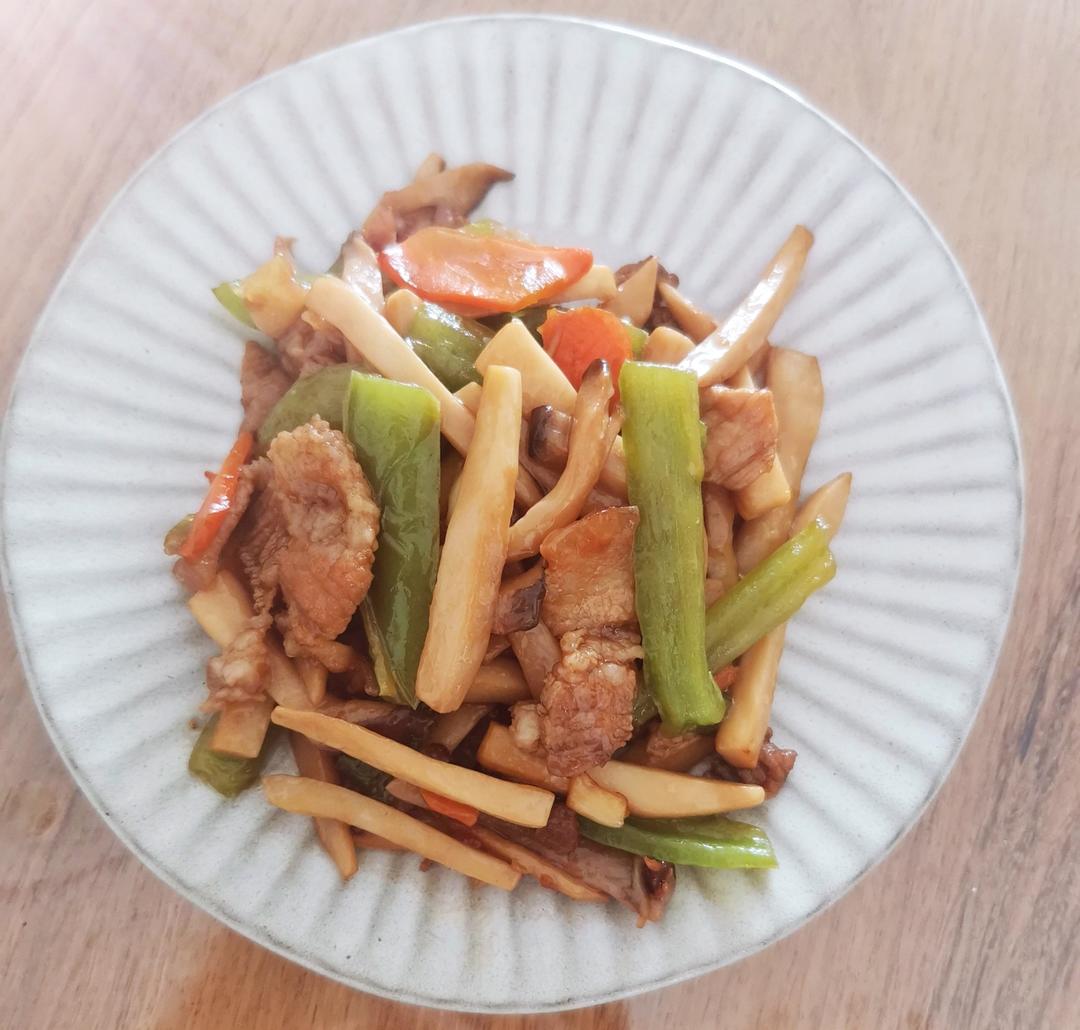 杏鲍菇炒肉片