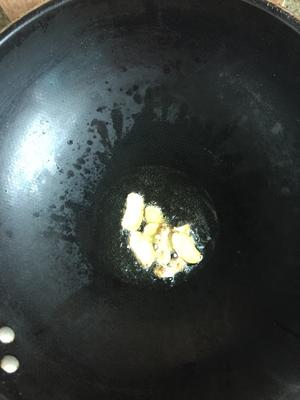 电压力锅版排骨炖芋头的做法 步骤5