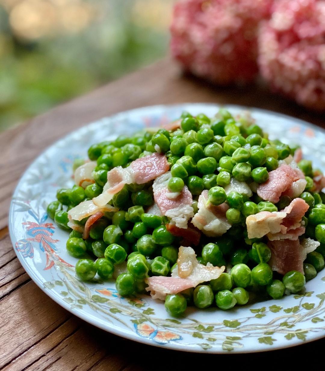 蒜香培根炒豌豆