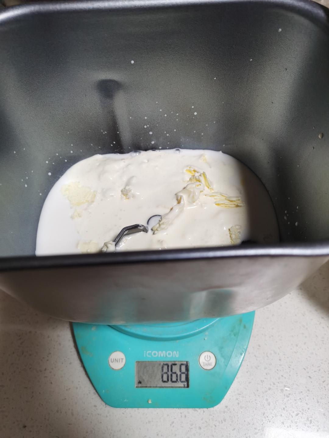 纯奶手撕吐司的做法 步骤1