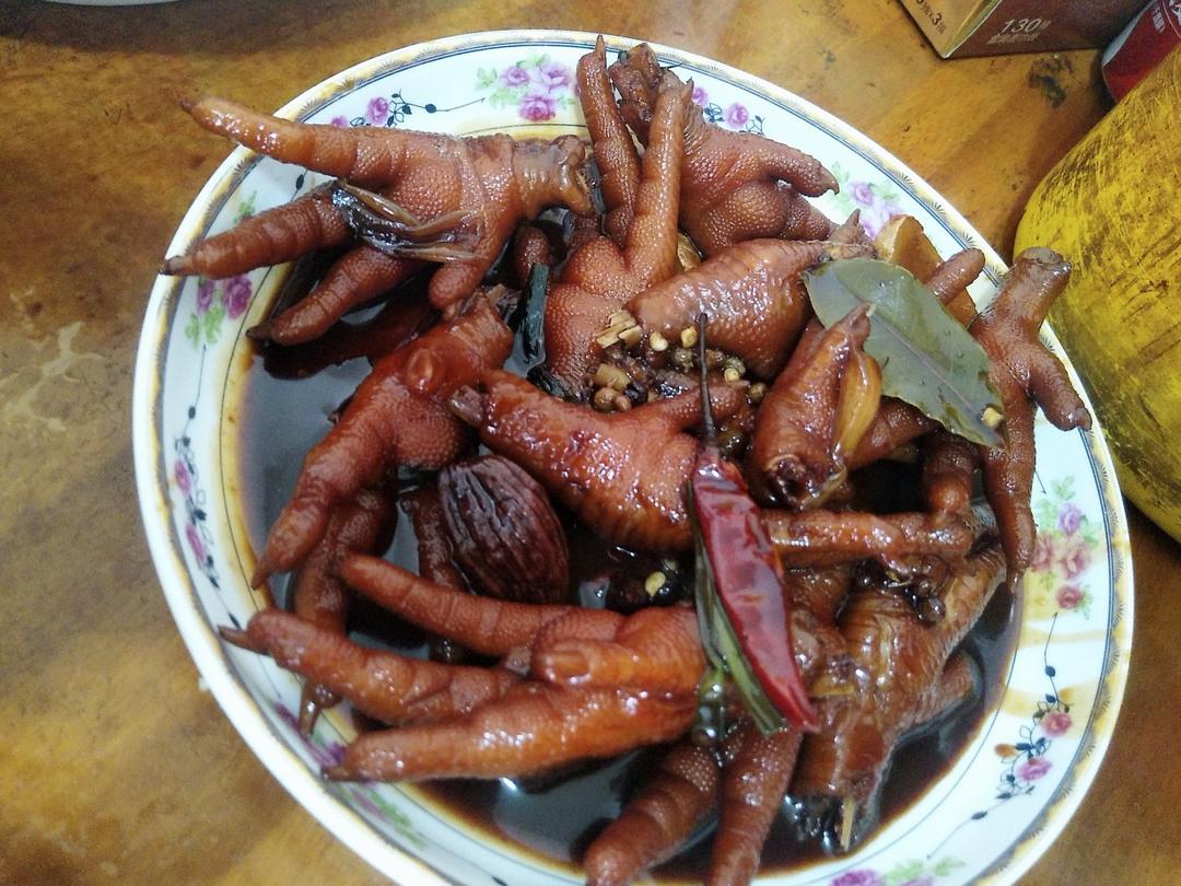 卤鸡爪
