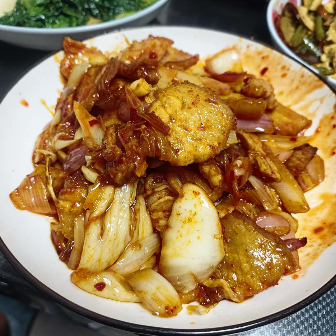 辣白菜炒五花肉