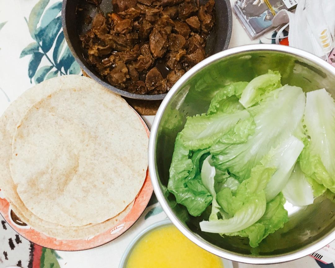 黑胡椒牛肉卷饼的做法
