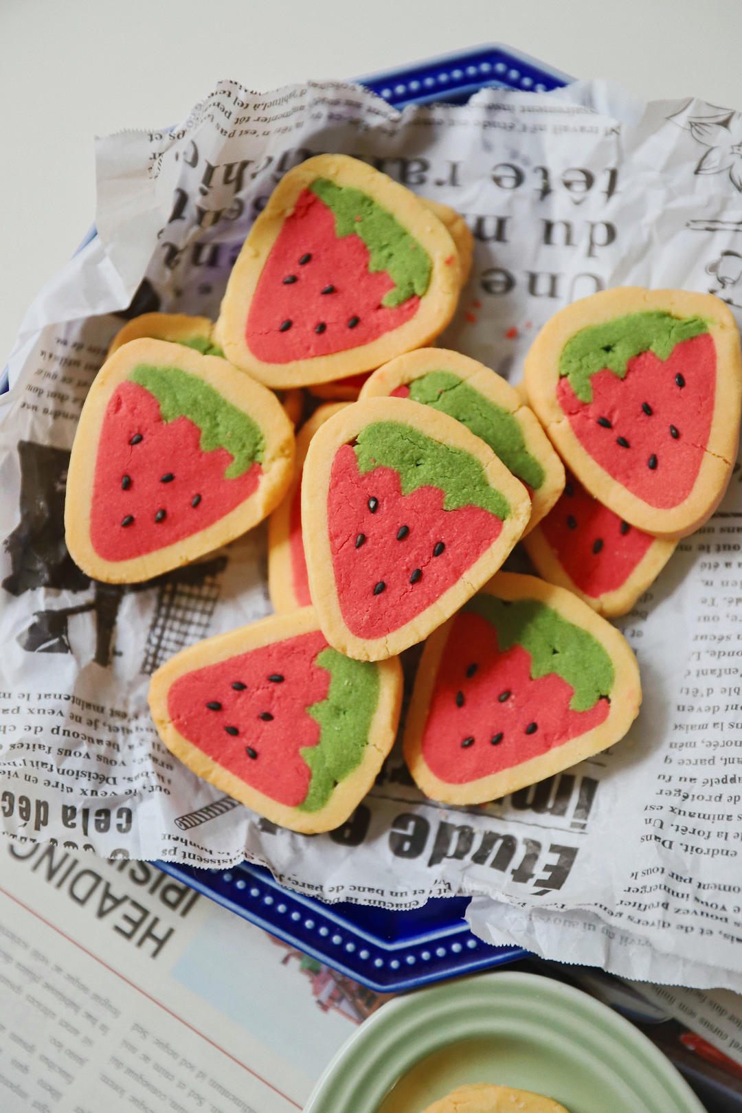 超可爱的草莓🍓饼干～草莓🍓太贵了来做草莓🍓🍪吧的做法