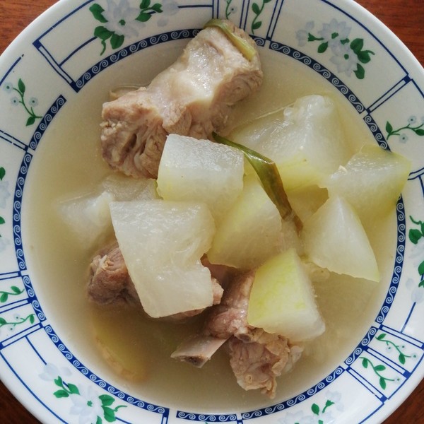 冬瓜排骨汤怎么做(冬瓜排骨汤的功效与作用) 冬瓜排骨汤怎么做(冬瓜排骨汤的功效与作用)