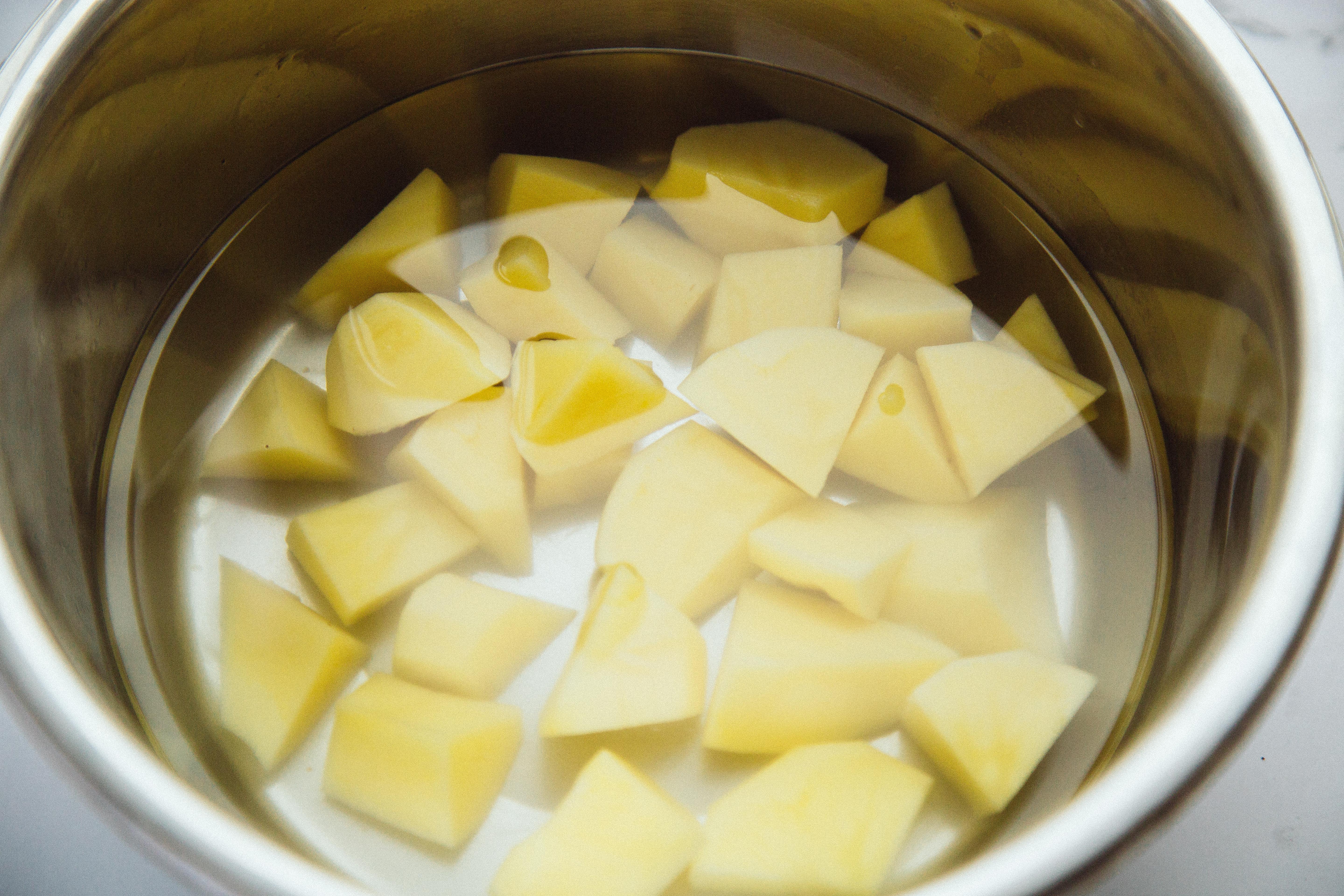 【精选Brunch】洋葱土豆冷汤的做法 步骤1