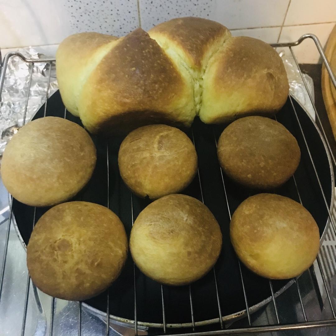 吃过这个黄油面包Brioche，你很难再爱上街边蛋糕店的面包店