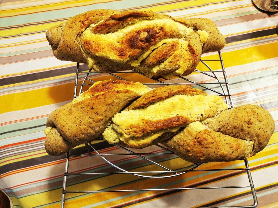 红茶奶酥面包