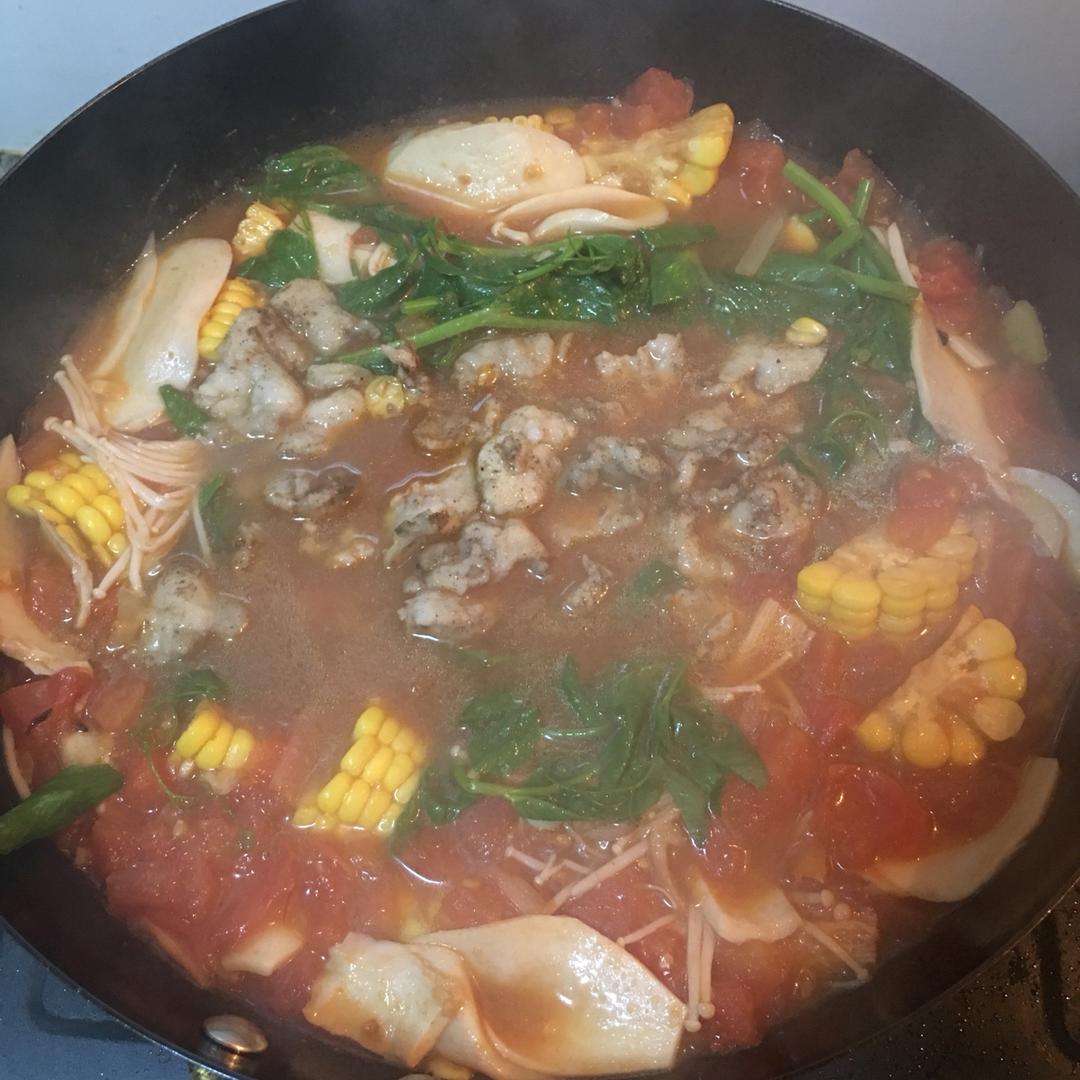 番茄锅酸汤龙利鱼