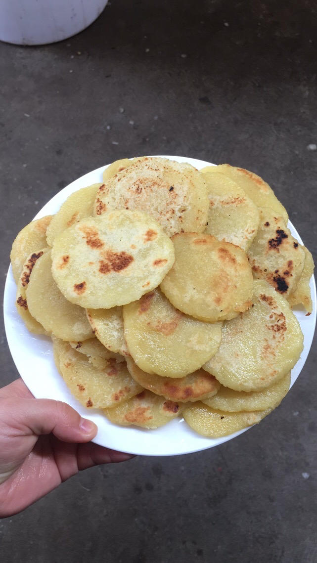 东北贴饼子、玉米饼