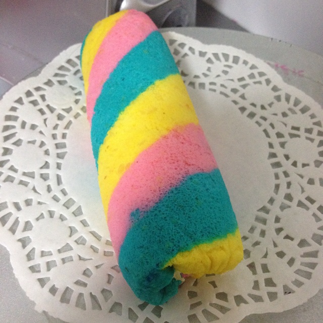 彩虹蛋糕卷