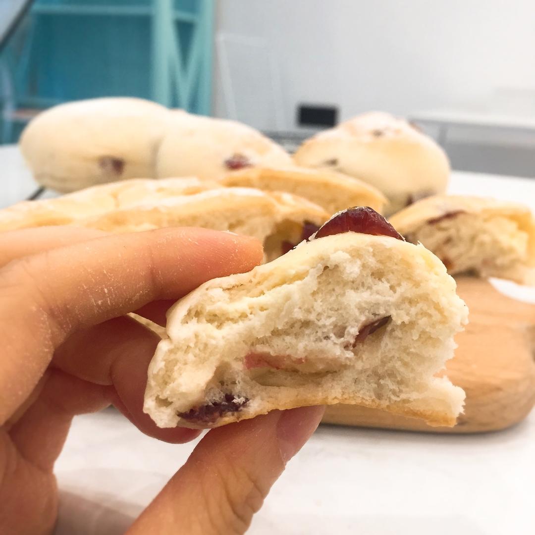 面包店里的常客——蔓越莓奶酪软欧