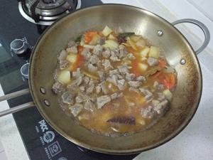 西红柿土豆炖牛肉的做法 步骤5