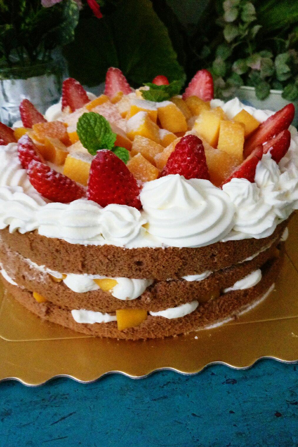 【零失败】不会裱花没关系的水果裸蛋糕 芒果裸蛋糕 完美戚风胚