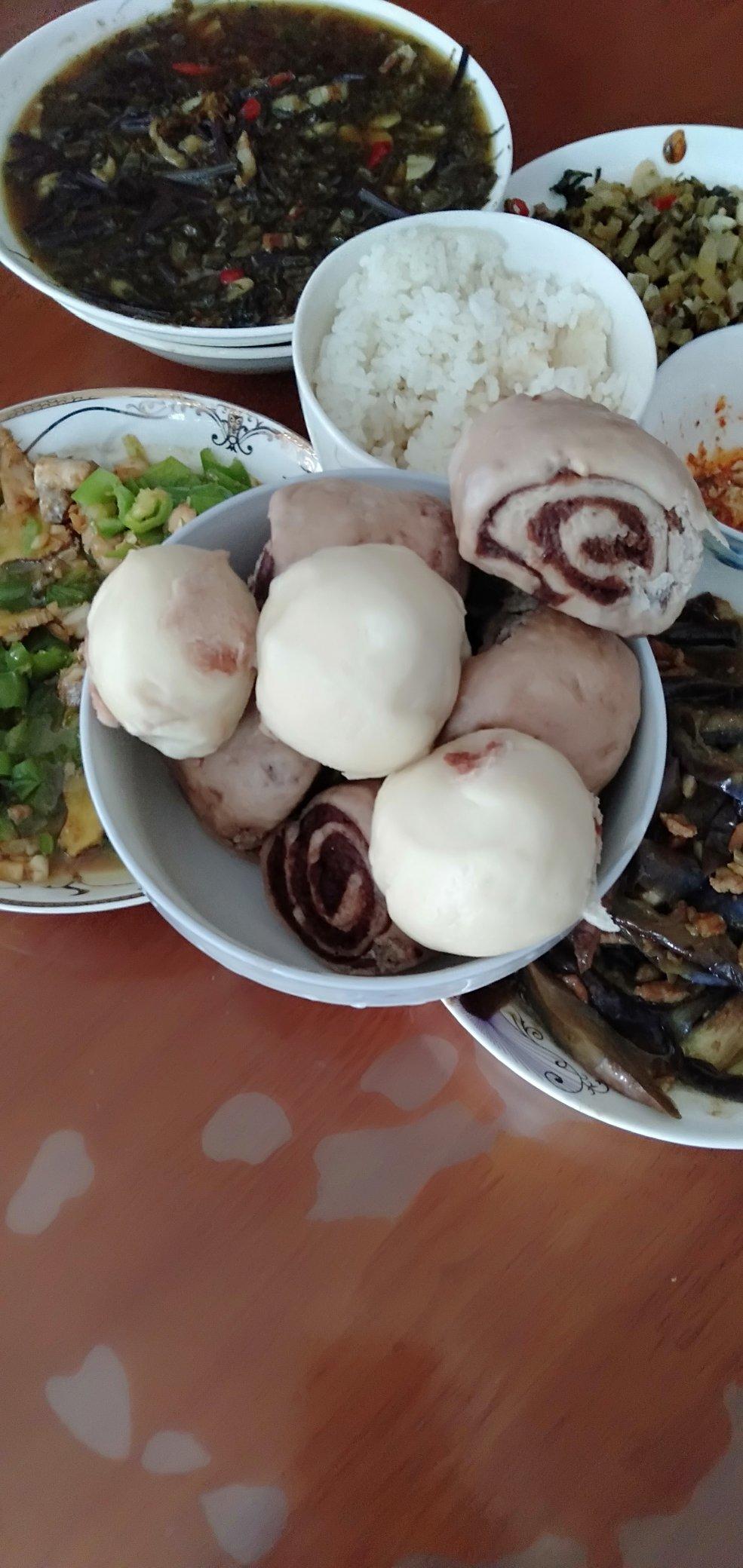 黑白配(^з^)-☆～双色奶香巧克力卷卷（花式馒头一次发酵上班族前晚准备早餐🥣）