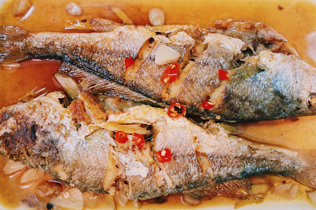 私房红烧黄花鱼，边吃边想念~