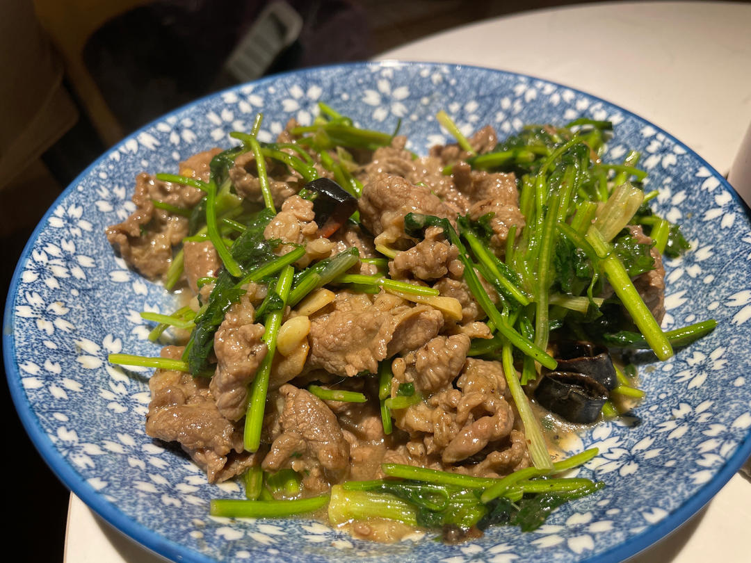 香菜牛肉