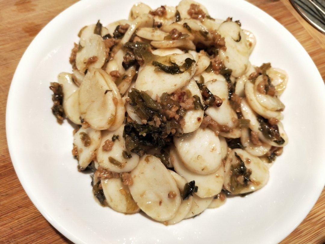 雪菜肉丝炒年糕