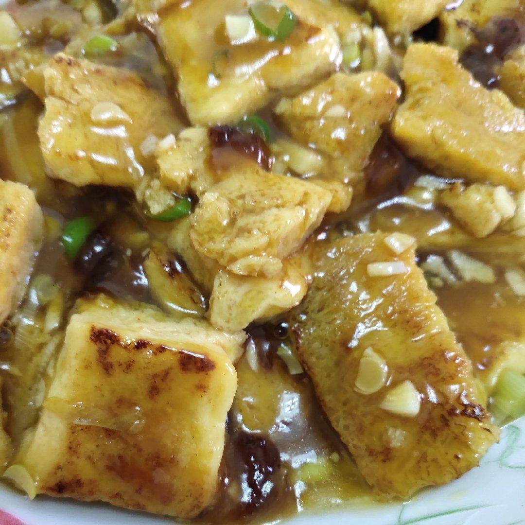 卤汁葱香冻豆腐