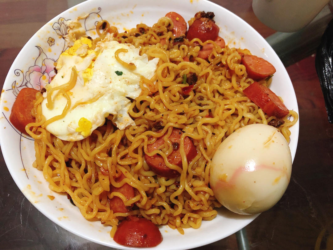 解锁泡面的新吃法‼️老干妈炒面真香🍜