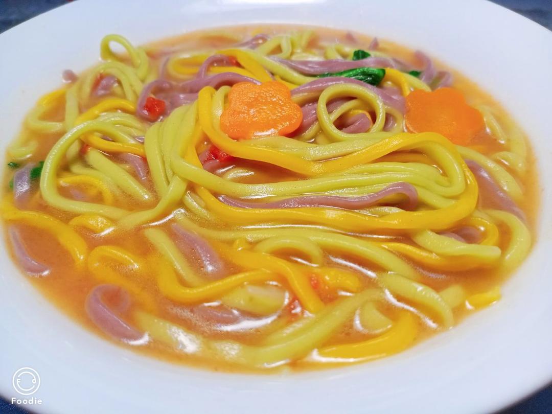 最家常的普通汤面——西红柿鸡蛋龙须面