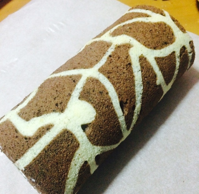 长颈鹿花纹奶油蛋糕卷——朴素的蛋糕卷也生动形象了哦