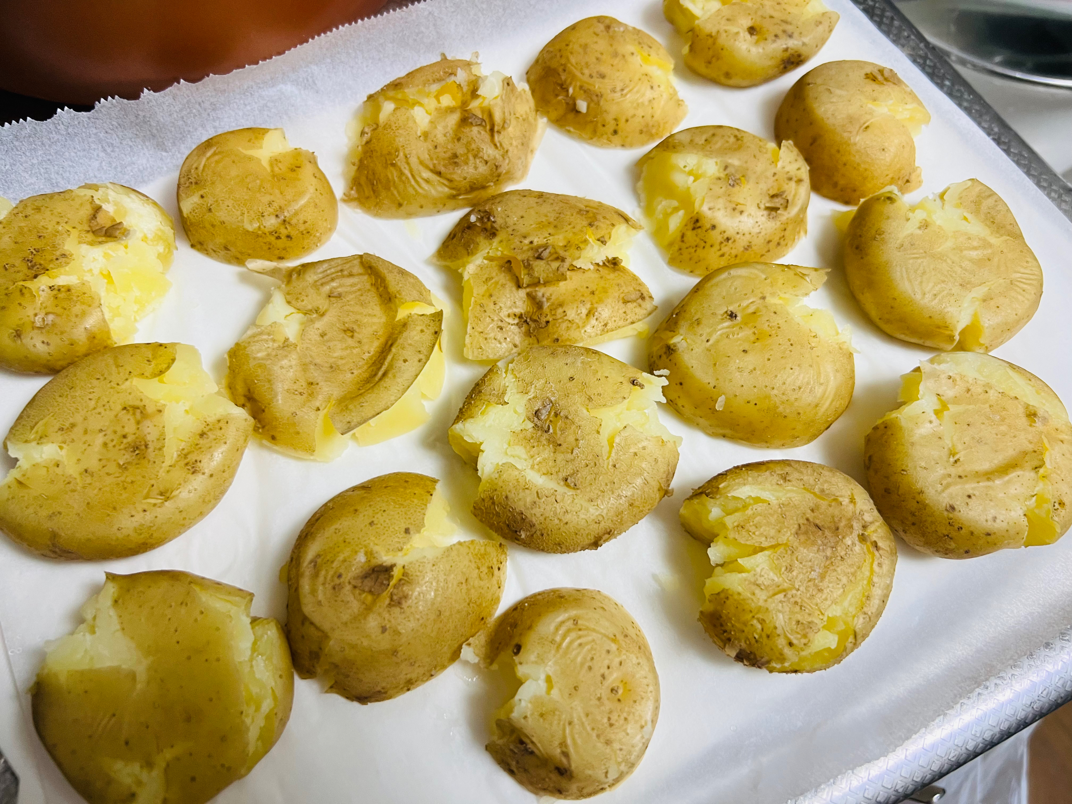 空气炸锅-干煎小土豆的做法 步骤5