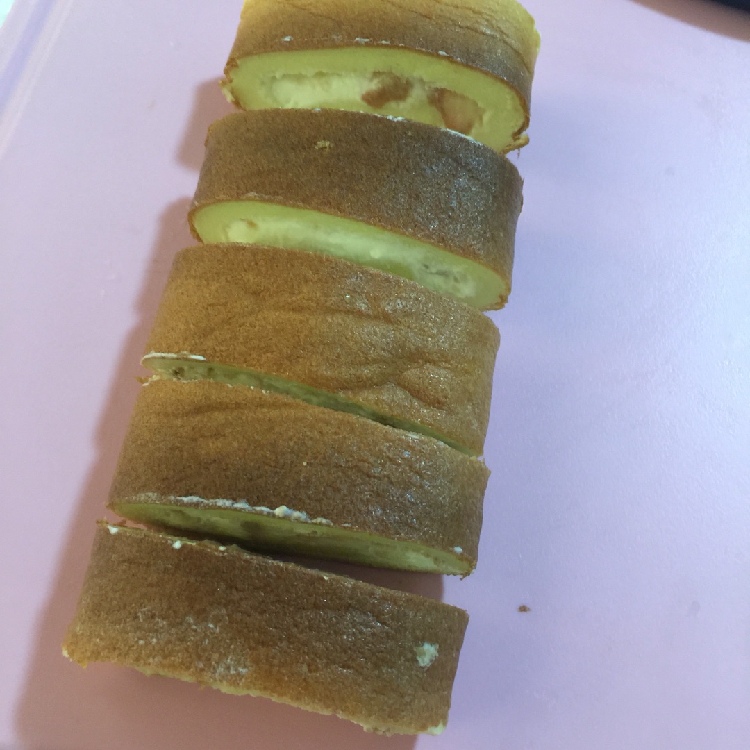 《Tinrry下午茶》教你做基础原味蛋糕卷