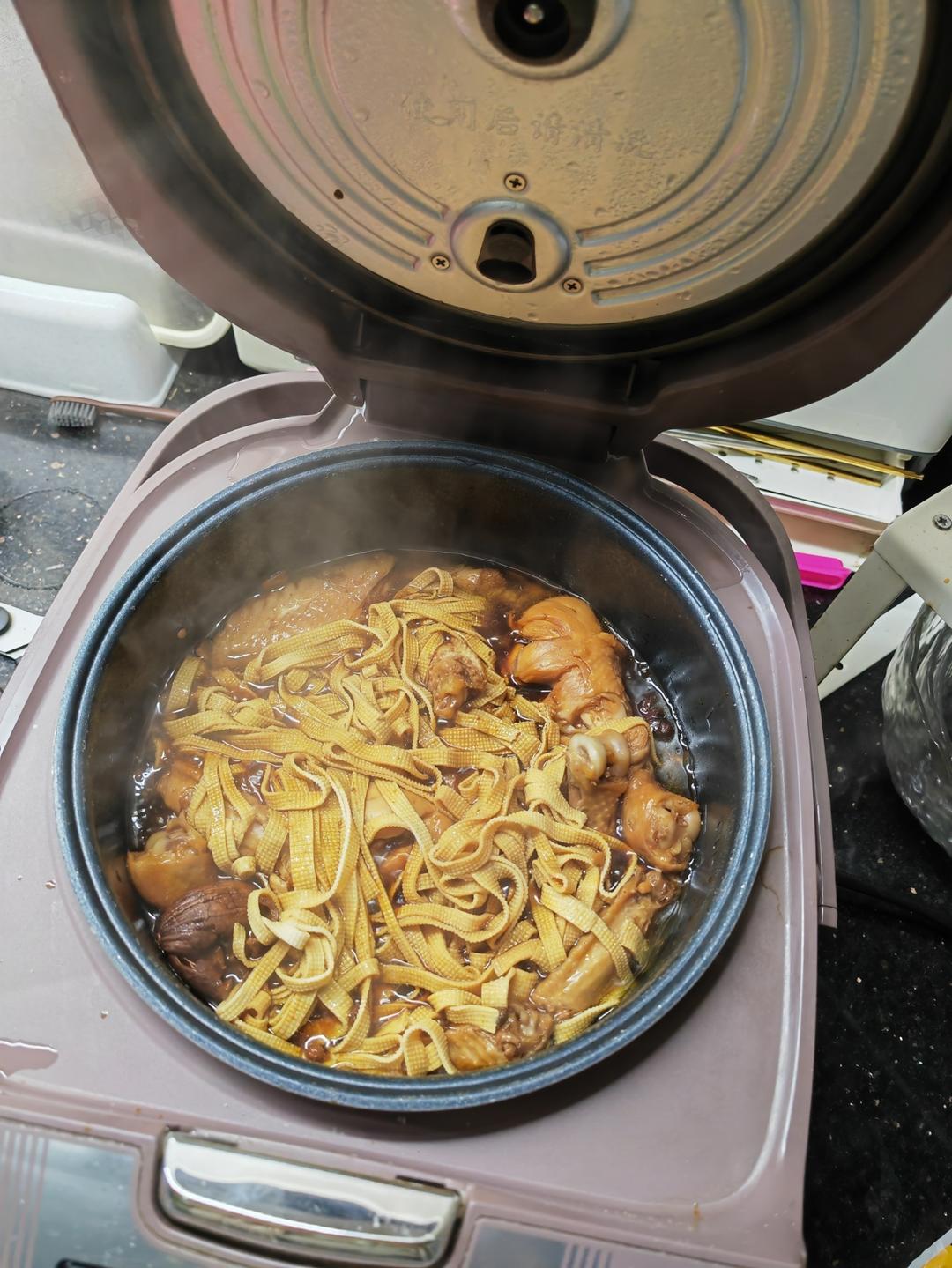 爆好吃的卤鸡腿 卤蛋❗电饭煲 炒锅都可以做~