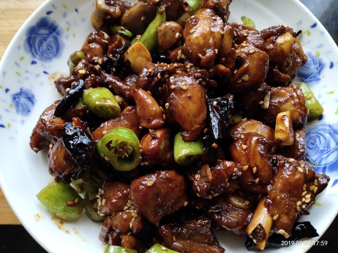 杭椒爆炒鸡块