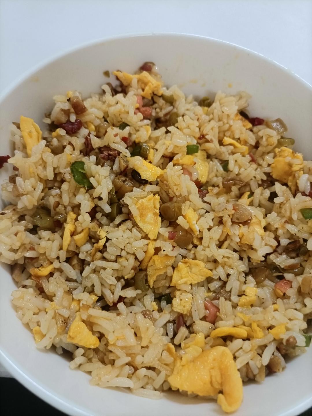 酸豆角炒饭