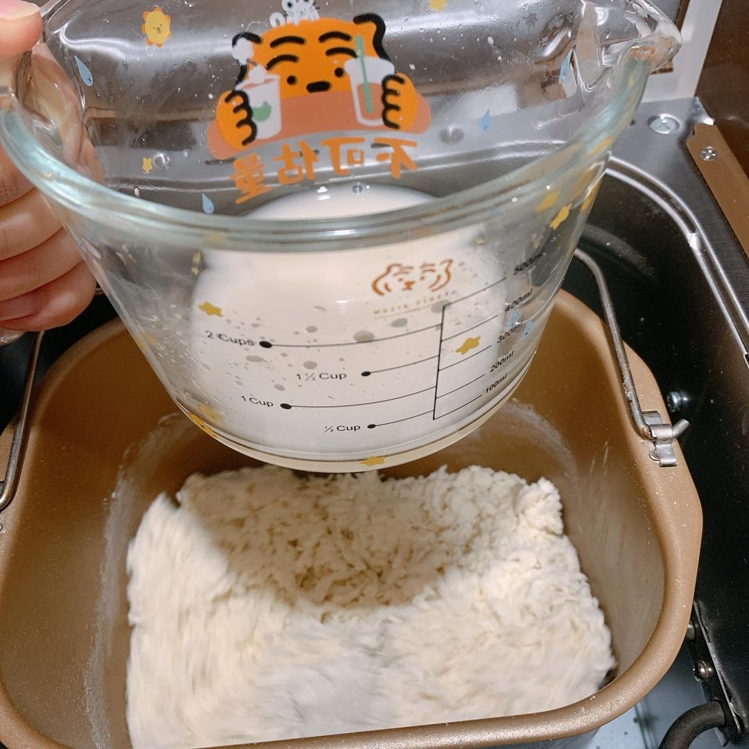 纯奶手撕吐司的做法 步骤1