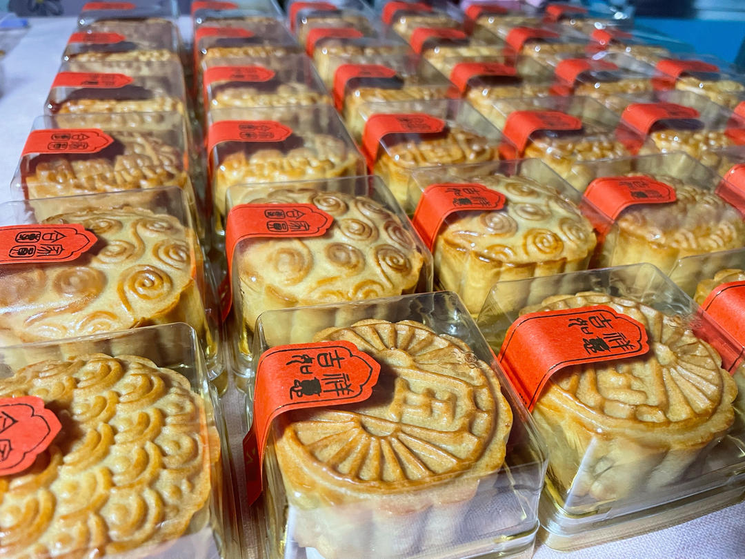 视频|玩转花样月饼|2款经典广式月饼，4种流心月饼