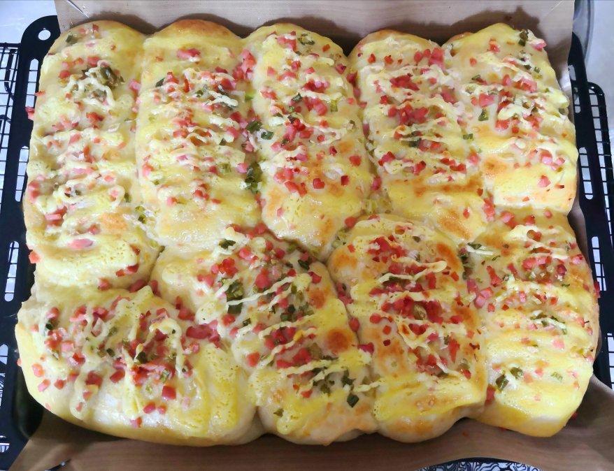 香葱火腿肉松面包